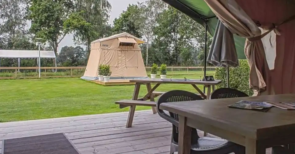 Goedemorgen, glampen op de Berghoeve Goedemorgen, glampen op de Berghoeve