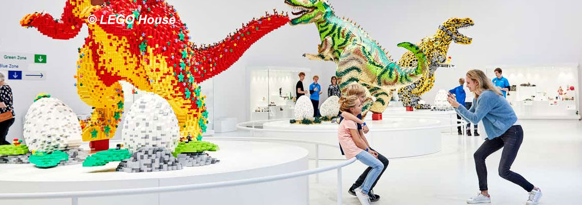 Bezoek ook het © LEGO House