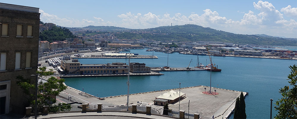 Ancona, uitzicht over de haven