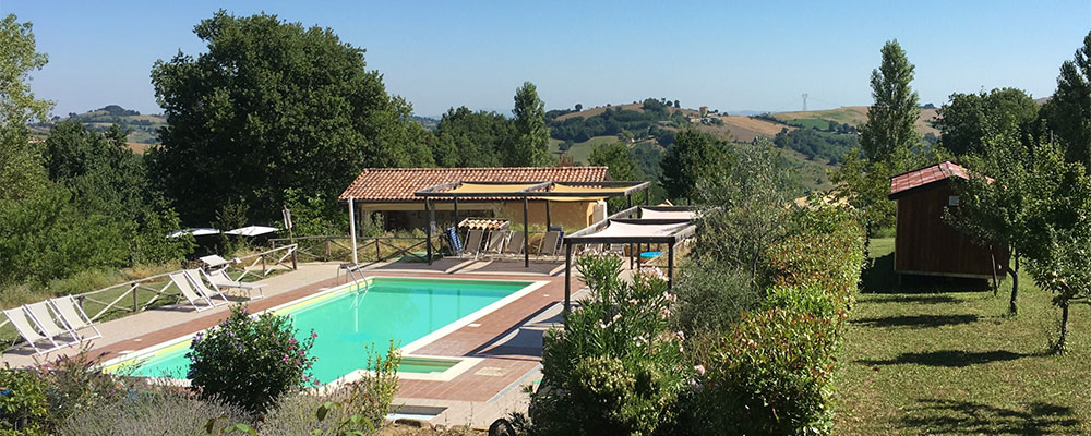 Agriturismo Le Marche en Villa Ti Amo met een heerlijk zwembad