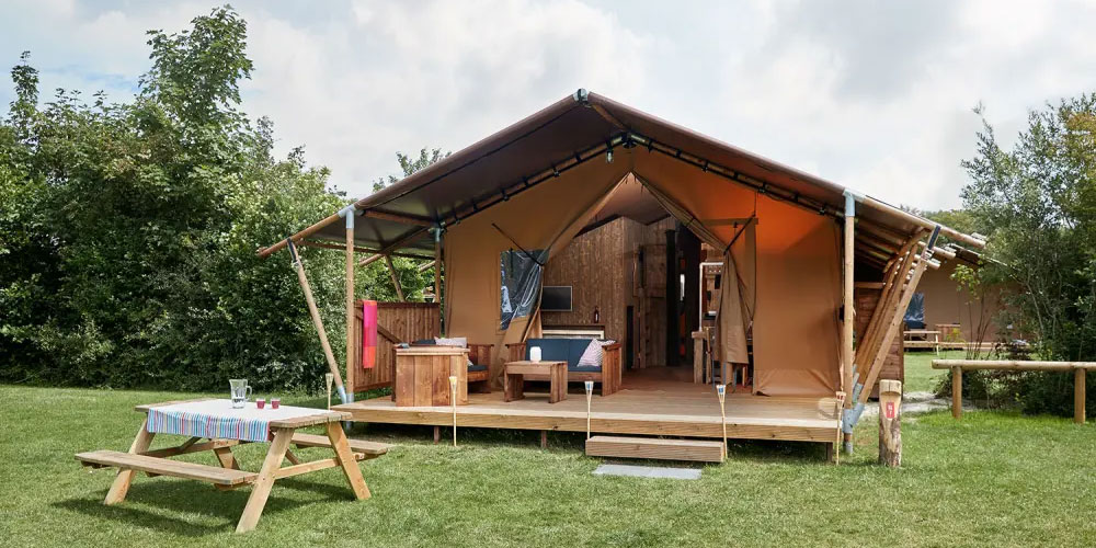 Met je grootouderes glampen op Texel in een glamptent op vakantiepark de Krim