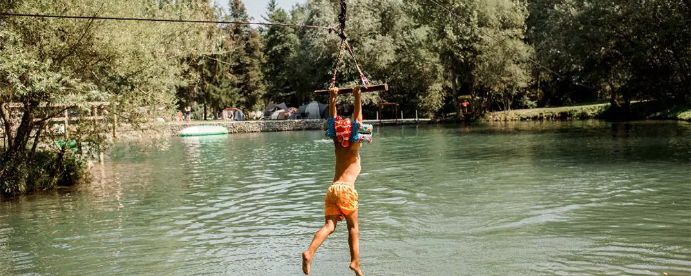 In het hart van de Savinja Vallei ligt camping Menina met een fijn zwemmeertje Camping Menina, Slovenië