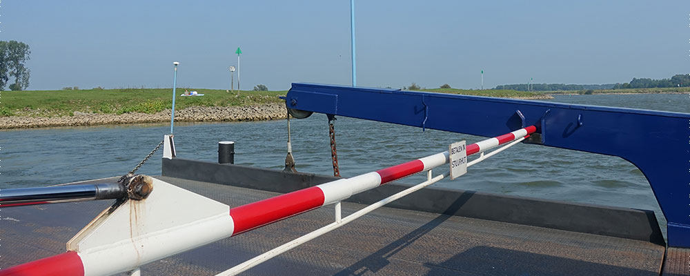 Met de pont over van Welsum naar Olst