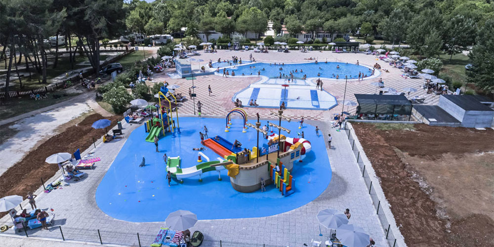 Volop waterpret op Bi Village