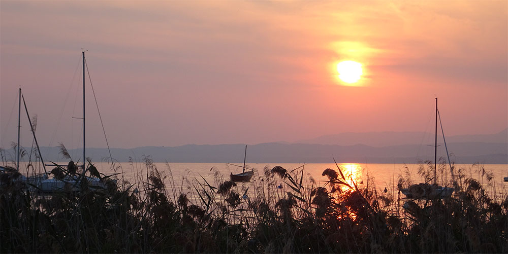 Zonsondergang aan het Gardameer