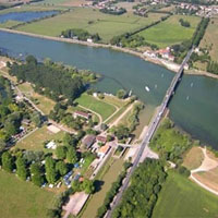 Camping Aux Rives du Soleil in regio Rhône-Alpes, Frankrijk