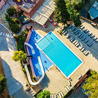 Camping Sènia Cala Canyelles in regio Cataluña, Spanje