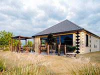 Beekse Bergen Lodge (Safari Resort)