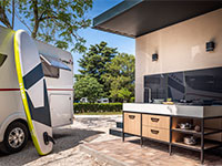 Istra Kampeerplaats keuken en sanitair