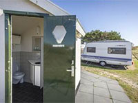 Staanplaats met privé sanitair