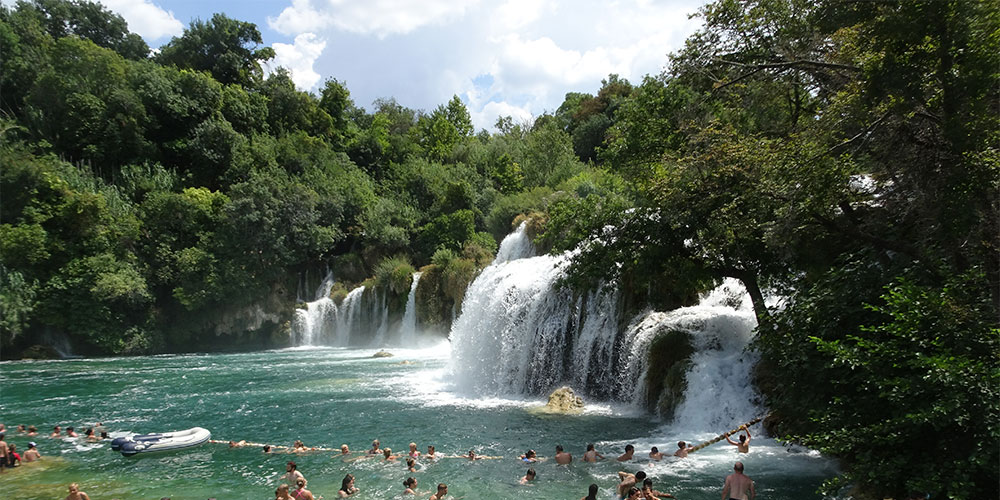 Zwemmen bij de Skradinski Buk waterval