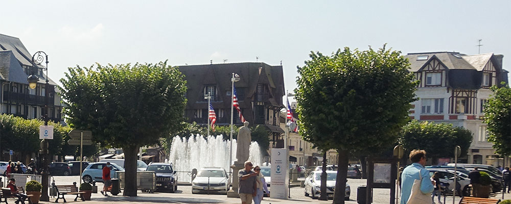 Place de Morny, het centrale plein van Honfleur