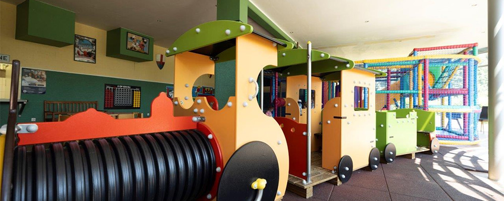 Camping Auf Kengert, Luxemburg met indoorspeeltuin Camping Auf Kengert, Luxemburg