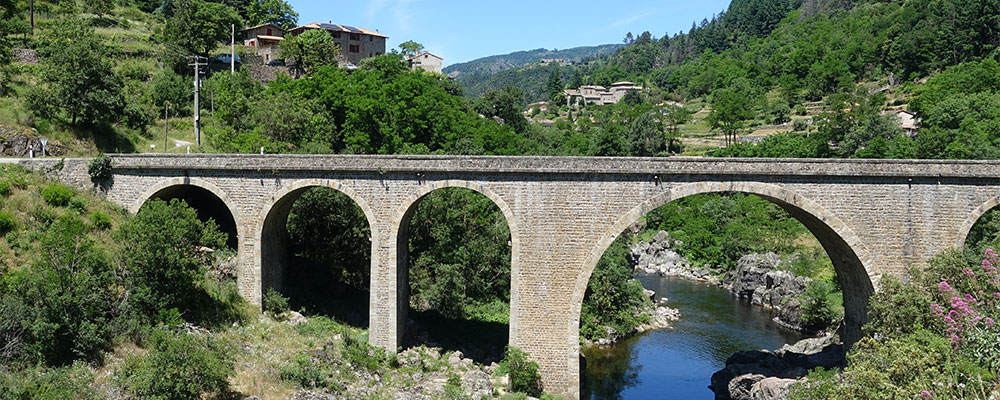 Fietsen langs de Dolce Via vanaf camping La Garenne Fietsen langs de Dolce Via vanaf camping La Garenne