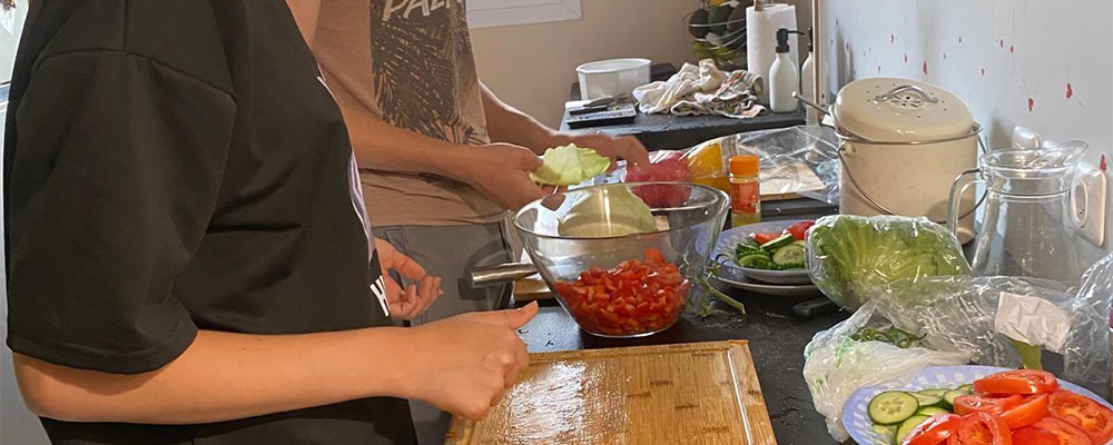 Laat tieners (gezond) koken