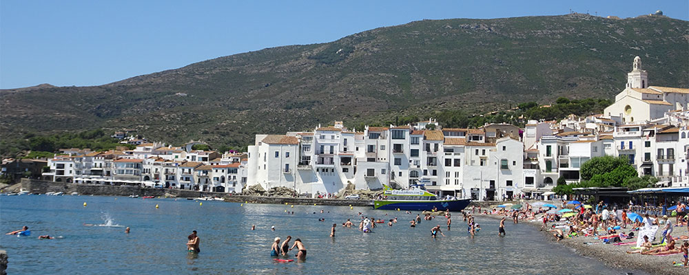 Badplaats Cadaques, Spanje Badplaats Cadaques, Spanje