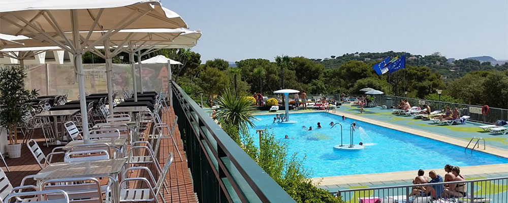 Zwembad op camping Cala GoGo in Spanje Zwembad op camping Cala GoGo in Spanje