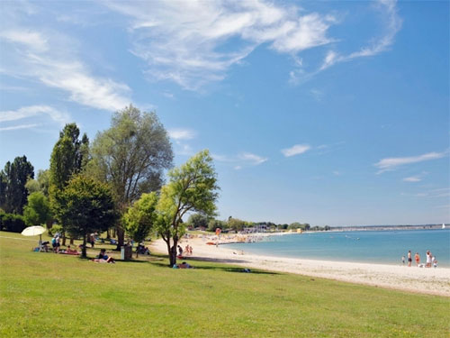 Camping Le Lac d Oriënt