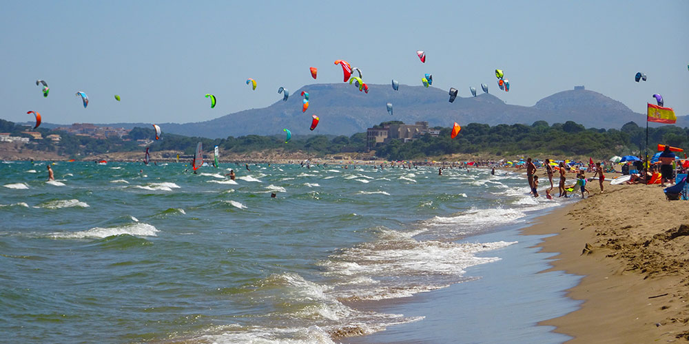 Strand Baai van Roses