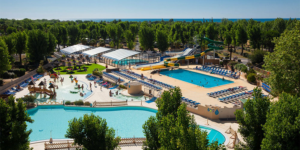 Bungalowtenten kun je ook huren op Domaine de la Yole, comfortabel kamperen Bungalowtenten kun je ook huren op Domaine de la Yole, comfortabel kamperen