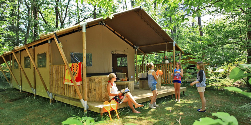 huur een tent op Le Pech Charmant, glampen is ook mogelijk huur een tent op Le Pech Charmant, glampen is ook mogelijk