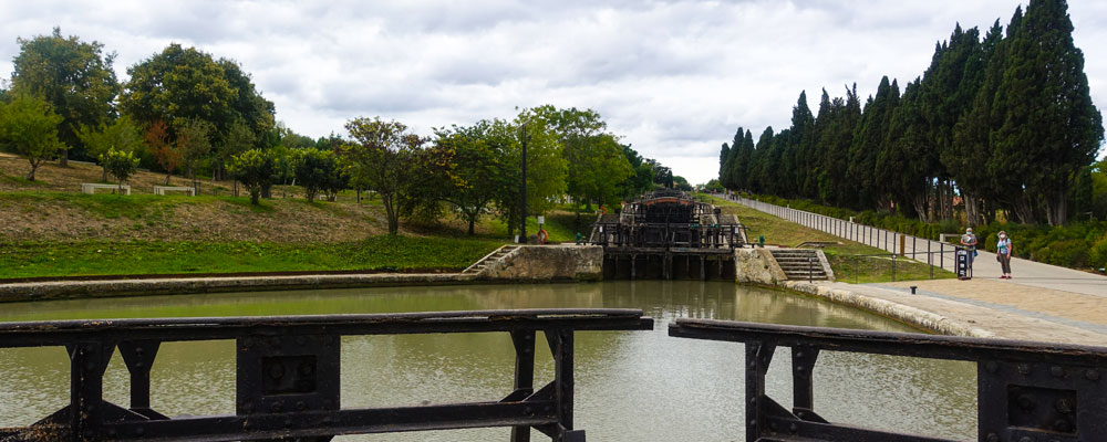 Les 9 Écluses de Fonseraines Les 9 Écluses de Fonseraines
