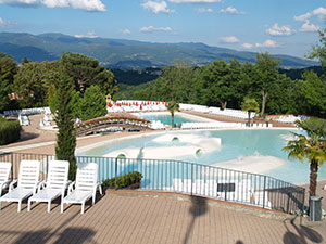 Zwembad Norcenni Girasole zwembad camping Norcenni