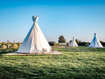 Thumbnail 3 van TinyParks Cast Away