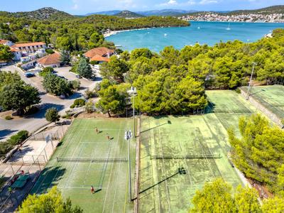 Thumbnail 3 van Jezera Lovišca