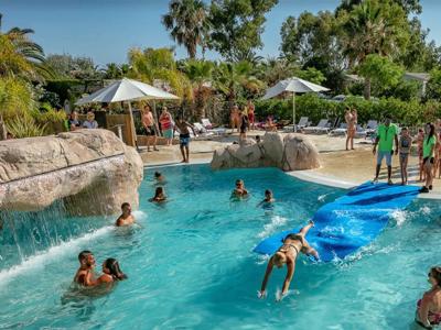 Thumbnail 2 van Gavina