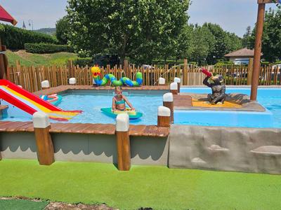 Thumbnail 3 van La Grappe Fleurie