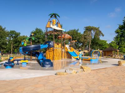 Thumbnail 2 van Vakantiepark Leukermeer