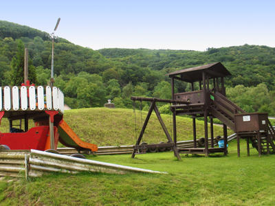 Thumbnail 5 van Knaus campingpark Burgen/Mosel