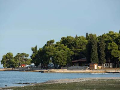 Thumbnail 3 van Pineta (Fazana)