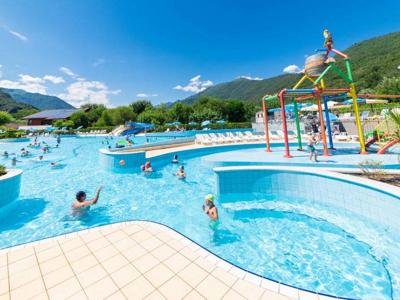 Thumbnail 4 van Continental Village  (Lago Maggiore)